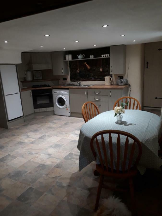 Sams Cottage Corderry Buitenkant foto