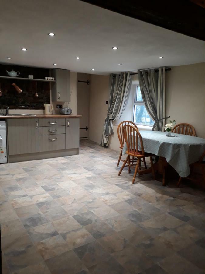 Sams Cottage Corderry Buitenkant foto