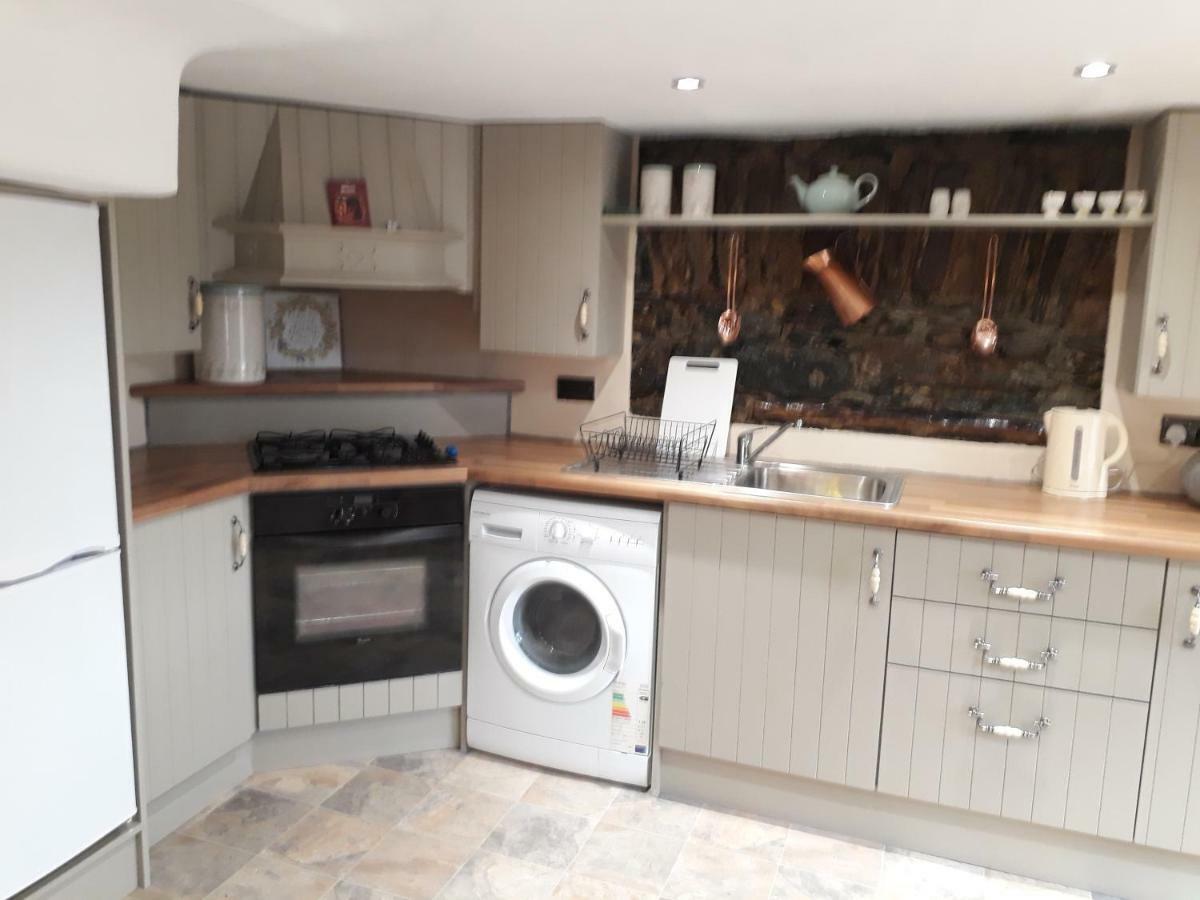 Sams Cottage Corderry Buitenkant foto